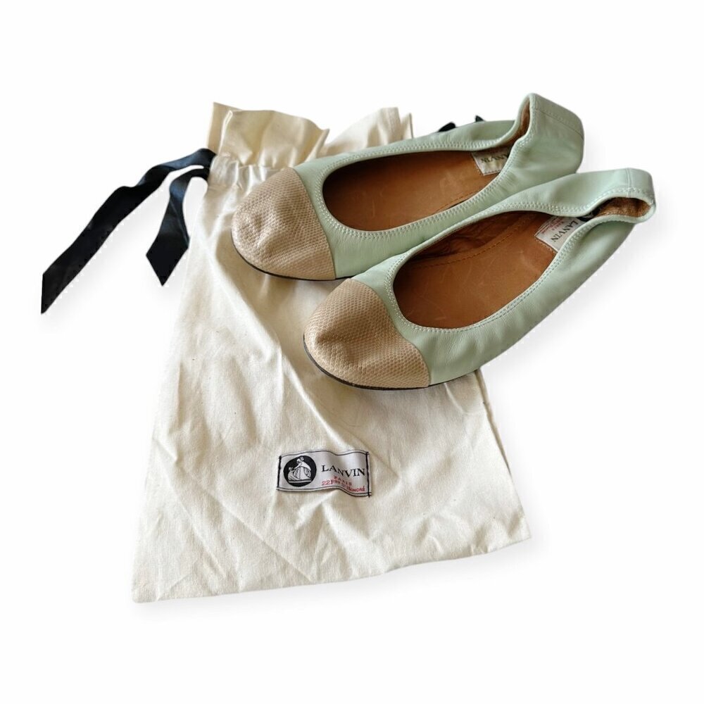 Lanvin Cap-Toe Icon Ballerina flats with snake toe, Size 39 EU